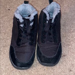 Lined ankle boots